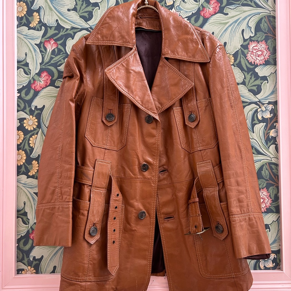 1970s 70s Vintage Leather trench coat with a matching belt unisex